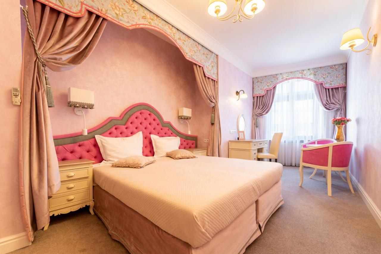 Sleepwalker Boutique Suites Wroclaw Ngoại thất bức ảnh