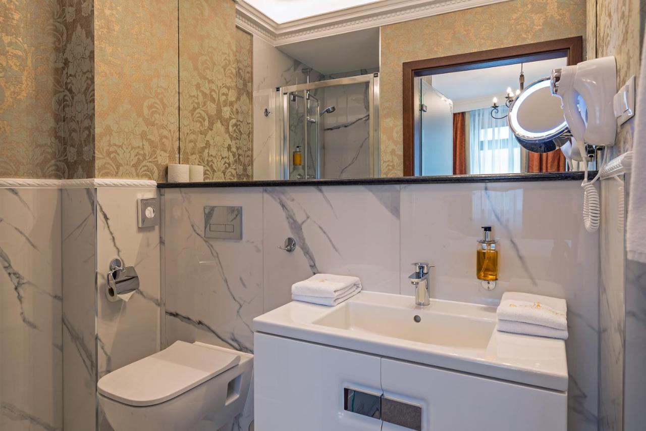 Sleepwalker Boutique Suites Wroclaw Ngoại thất bức ảnh