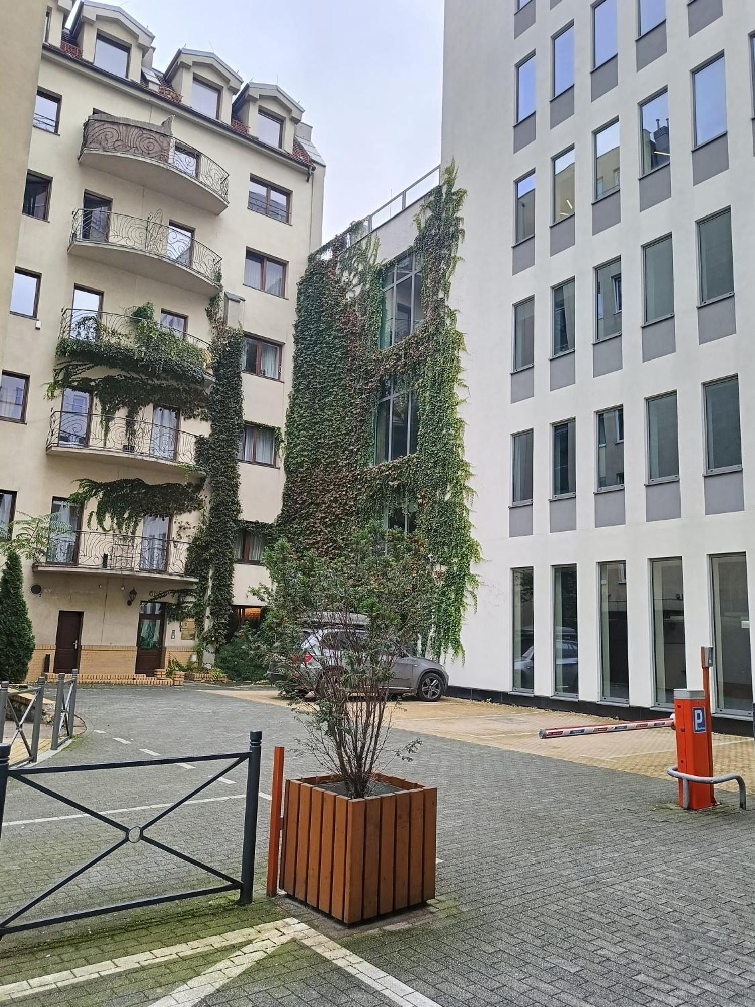Sleepwalker Boutique Suites Wroclaw Ngoại thất bức ảnh