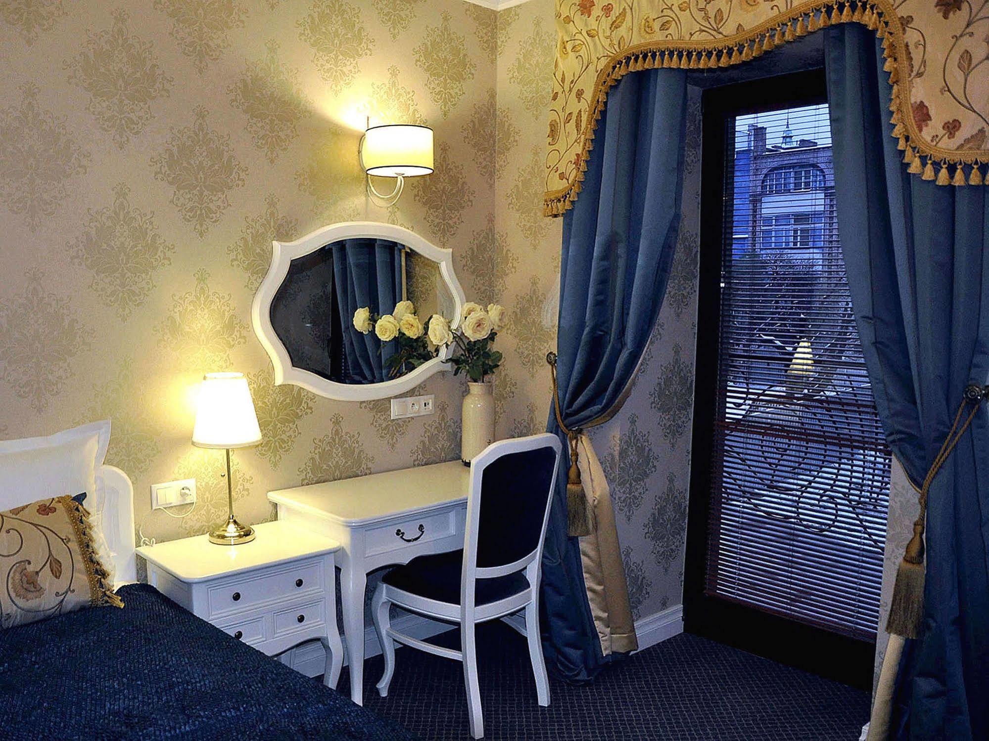 Sleepwalker Boutique Suites Wroclaw Ngoại thất bức ảnh